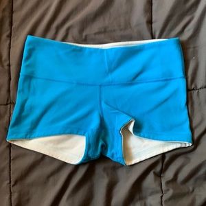 Lululemon yoga/bike shorts